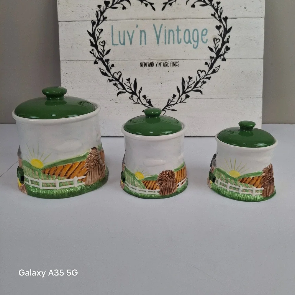 John Deere 3 Pce Ceramic Canister Set Farm Tractor Barn Scene Sunbelt‎ 106044-01